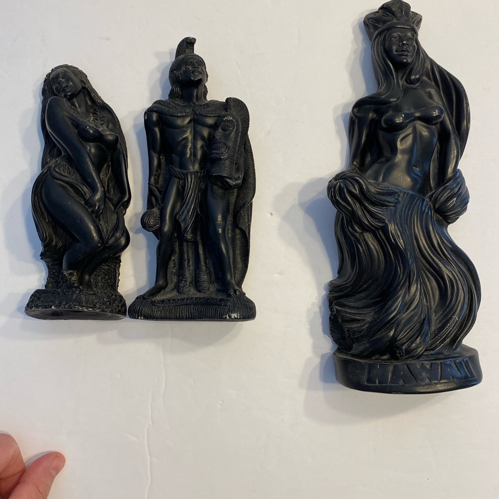 Vintage lot of Hawaiian Coco Joes Lava Statues